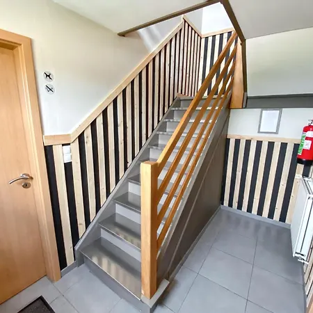 Welcoming House In Stavelot With Sauna And Garden Vakantiehuis
