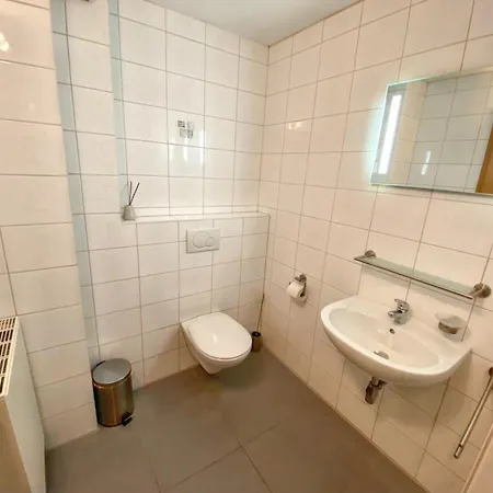 Welcoming House In Stavelot With Sauna And Garden Dom wakacyjny Francheville