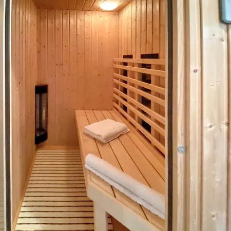 Welcoming House In Stavelot With Sauna And Garden Vakantiehuis Francheville